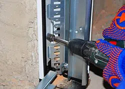 United Garage Doors Phoenix, AZ 602-734-9558 - installation-side